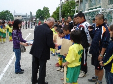 ���c���̗l�q